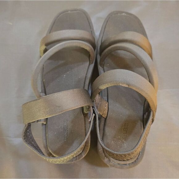 BRAND NEW FOREVER 21 ROUND-TOE ESPADRILLE WEDGE PLATFORM SANDAL - Picture 3 of 14